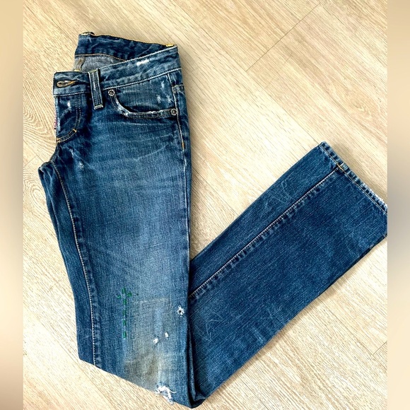 4 a very SWEET PF 2006 DSquared2 DISTRESSED “ LOW RISE” Straight Leg Jeans - Picture 11 of 15